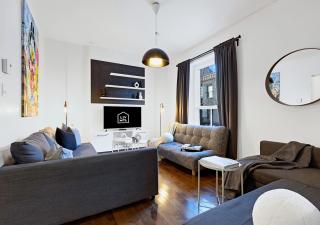 LiV MTL Chic Spacious 4BR Rooftop Suite Near Downtown Montreal - 7