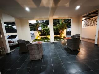 Stay at Prenggan Rumah 3 Kamar Tidur - 3