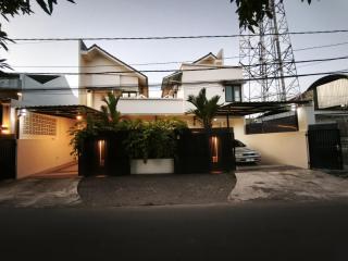 Stay at Prenggan Rumah 3 Kamar Tidur - 9