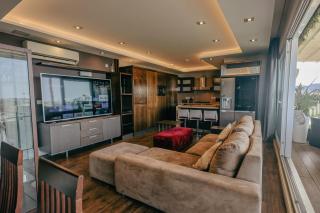 Luxury Duplex with Jacuzzi Stunning Views - 9