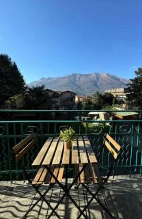 Dervio Apartment, a 6-minute walk from the lake - 0