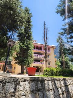 Grand palace hotel kumrat - 3