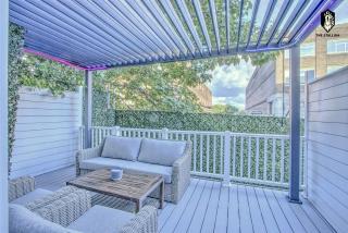The Stallion #101 - 1BD Modern Loft with Private Patio - Walk to various attractions - 7