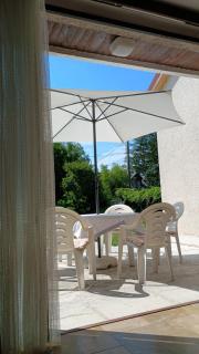Family Vacation Guesthouse - 7