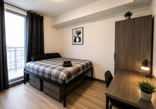 Modern 2BR Oasis Sleeps up to 6 with private balcony - 6