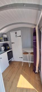 Pen-Rhos luxury glamping "Cuckoo's Nest" - Llandrindod Wells - 6