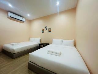 Baan Kor Poh Phuket Old Town - 5