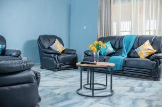 3 Bed Bulawayo Home Backup Power Sleeps 10 - 0
