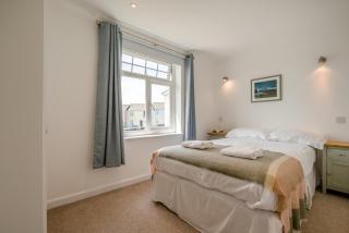 4 Bed in Newquay oc-s45403 - 2