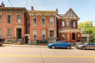 Walk to OTR! Hot Tub & Movie Room at Cincy Condo - 8