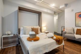 Spacious Bishop Apartment –Prime Downtown Stay - 6