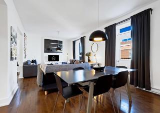 LiV MTL Chic Spacious 4BR Rooftop Suite Near Downtown Montreal - 8