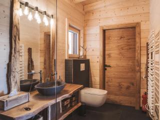 Romantikchalet Bärenhöhle mit eigenen Wellnessbereich, Komfort und viel Ruhe - 2