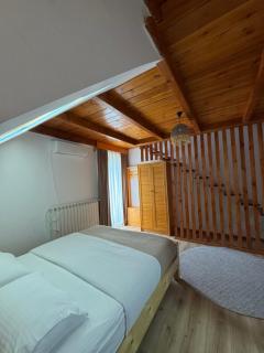 Gegest Hotel - 7