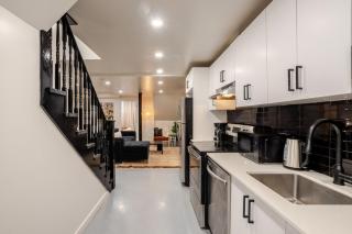 Plateau Powerhouse 5BR and 2BA Apt - 9