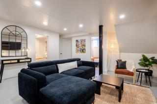 Plateau Powerhouse 5BR and 2BA Apt - 4