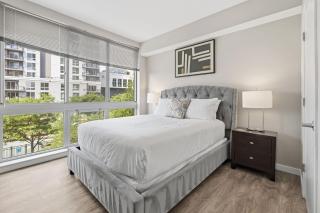 Luxury Harborpoint Apt - 7