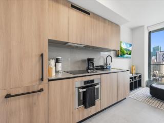 First 2303 Prime Skyline Miami Retreat - 3