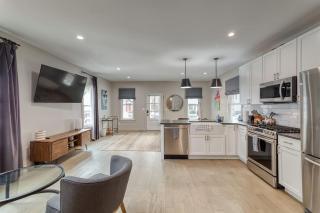 Charming Home Near Michigan Stadium, - 6