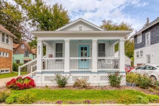Charming Home Near Michigan Stadium, - 4