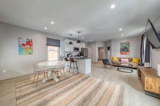 Charming Home Near Michigan Stadium, - 3
