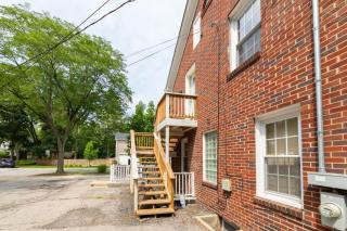 Stylish 4BR in Burns Park near Michigan Stadium - 2