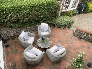 Luxury Cottage, Two Ensuite Bathrooms, Close to Quay, Quite Location - 8