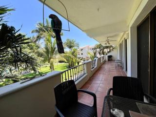 Apartment in private condo very close to the beach - 5
