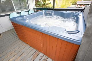 Moose Haven - Hot Tub, Walk to Lake, AC, Fire Pit, Pet Friendly - 7