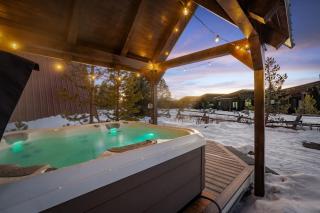 Last Chance Hideaway - A-Frame Cabin Retreat and Hot Tub Near Yellowstone - 8