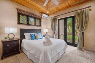 3bd Tropical Villa Casita Pool and Beach Club Access - 8