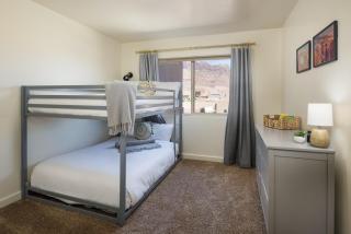 Modern Rim Village Retreat- Pool, Hot Tub, Red Rock and Mountain Views. - 6