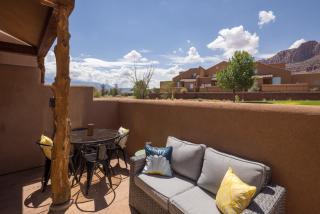 Modern Rim Village Retreat- Pool, Hot Tub, Red Rock and Mountain Views. - 3