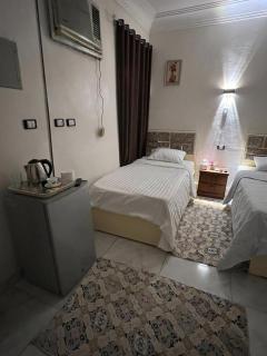 Youssef Pyrameds View INN - 8