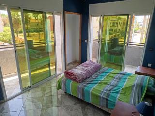Grand appartement dans une villa avec piscine privée - 1