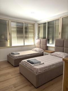 Sea Breeze Spacious 135m Beach Family Apartment by Z - 5