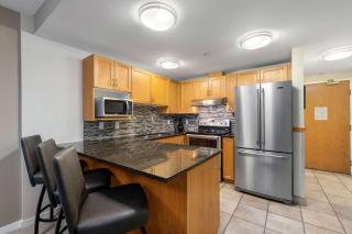 Woodrun Lodge 514 | Ski-In Ski-Out Condo w/ Pool, Hot Tub, Free Parking, Wifi & Laundry - 7