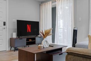Upscale 2BR/2BA Apt | Mins to NAIT, MacEwan & DT - 6