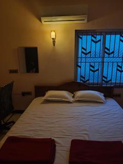 Houseofsamriz - 1