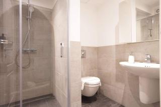 Cozy Apartment near Danube - 10min to Metro U3 - 2