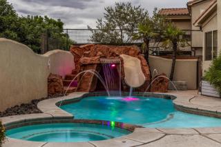 Paradise Village 18 Resort, Private Pool, Hot, Theater Room - 4