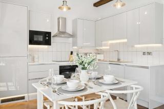 The Bookmark Henley - 2 Bed Balcony & Parking - 5