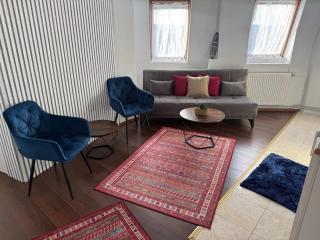 Ana's City Center Apartment - 4