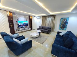 Vault Apartments - 6