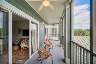 Bright 3BR Condo With Pool, Close to Disney! - 6
