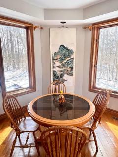 Evergreen Cottage 58Acre Farm Retreat w Pond - 6