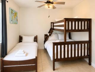 Freshly Updated Family Villa Pool 14 Min Disney - 6