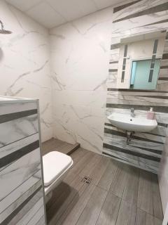 Mladost 1 Sunset Apartment near the metro and Included Underground Parking - 2