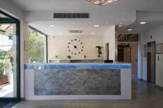 Hotel Centrale FRONTE MARE - 9