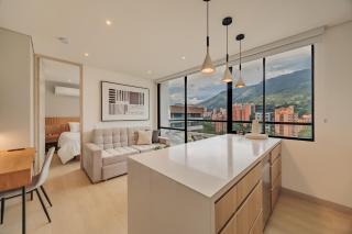 Grand by iHost - 0